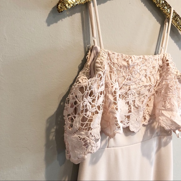 🆑 Blush Floral Overlay Dress - Picture 3 of 6